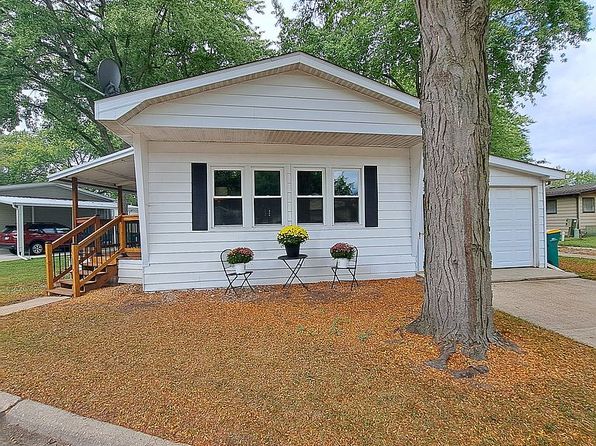 1088 Candida Rd