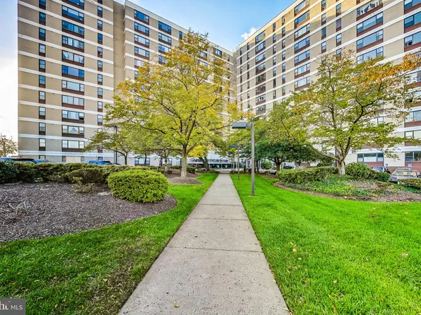 4600 Duke St APT 927, Alexandria, VA 22304