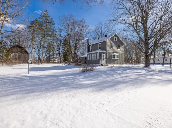 6 Baker St, Churchville, NY 14428