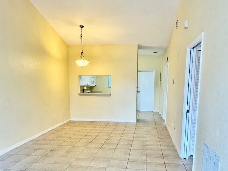 8313 Bernwood Cove Loop #1204