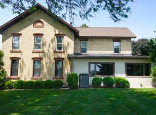 6918 Fisher Rd, Waunakee, WI 53597