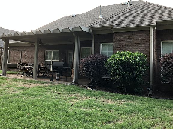 5th image of 3681 Kenton Dr
