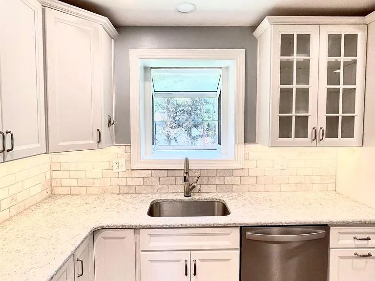 4440 Stark Pl — Photo 12