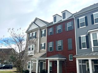 1856 Perla Dr, Virginia Beach, VA 23456
