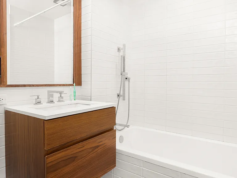 319 Schermerhorn St #16B — Photo 11