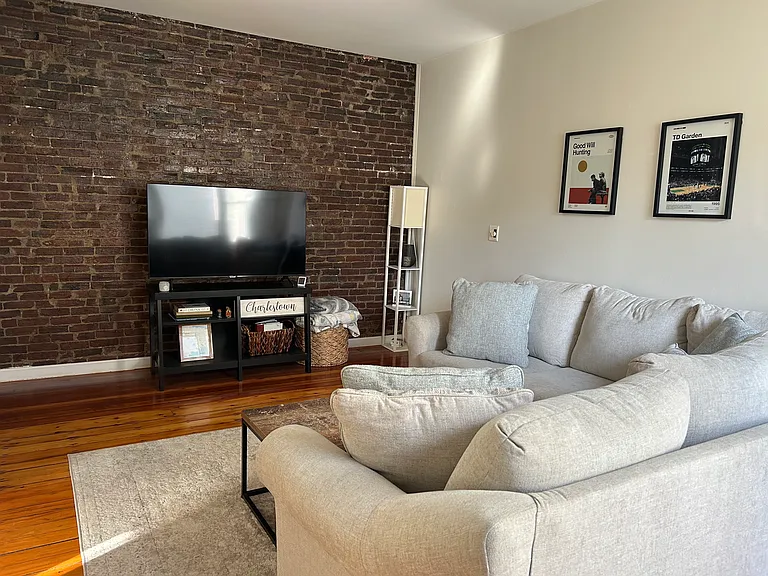 37 Walker St #2 — Photo 1