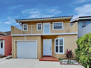 7261 W 29th Way, Hialeah, FL 33018