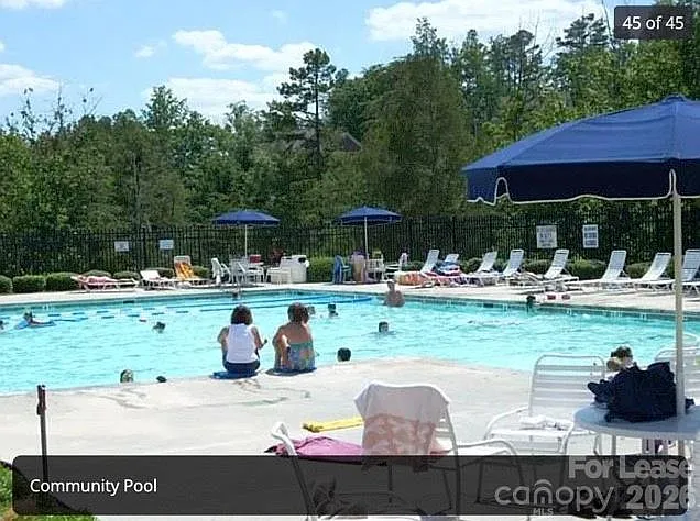 4167 Greenview Ct — Photo 16