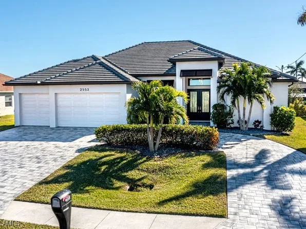 2553 Surfside Blvd, Cape Coral, FL 33914