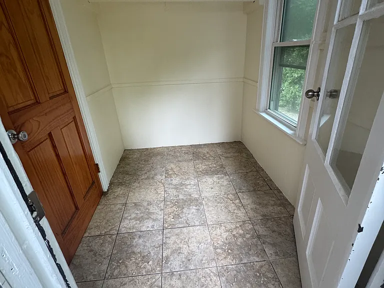 14 Pleasant St #1 — Photo 4