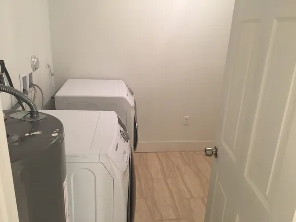 2391 NW 6th Pl, Pompano Beach, FL 33311