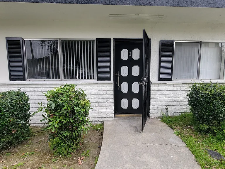 525 Fischer St #1 — Photo 15