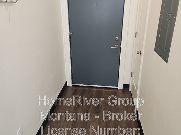 2nd image of 320 Clay St #206