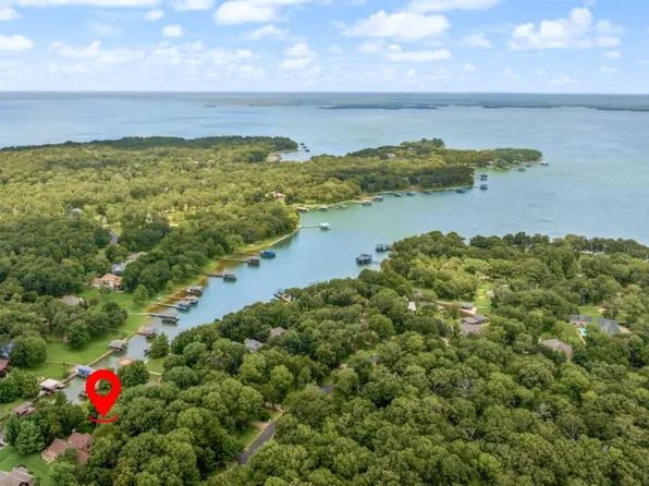 111 Bull Run Sq, Streetman, TX 75859