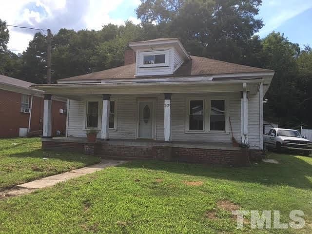 1st image of 209 N Briggs Ave