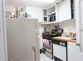 65 Hancock St APT 1M, Boston, MA 02114