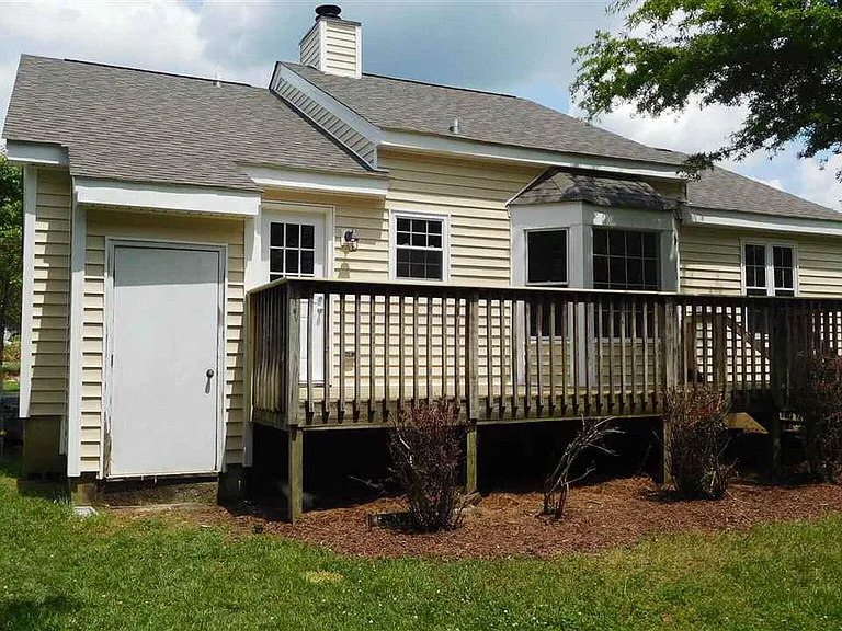 3512 Lytham Pl — Photo 3