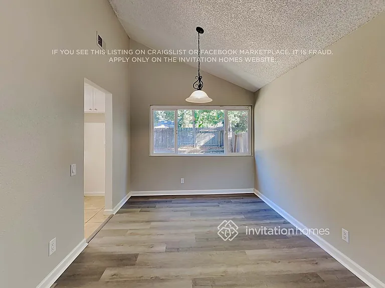 9236 Linda Rio Dr — Photo 7