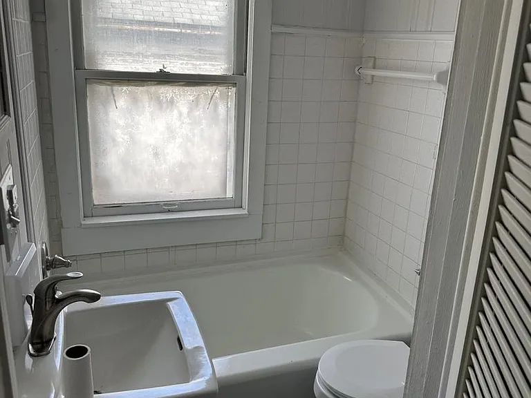412 N William St — Photo 4