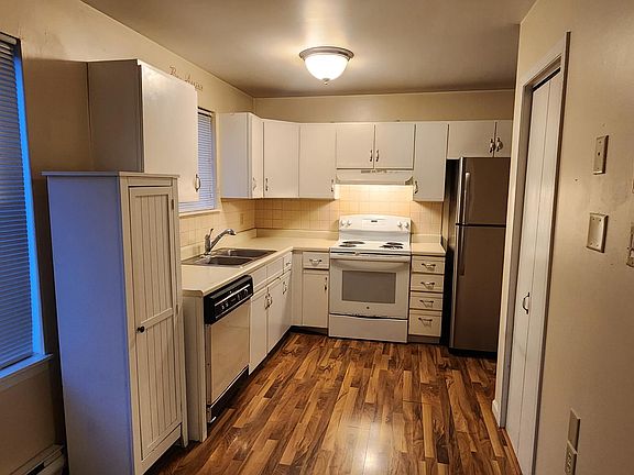 2nd image of 507 Wales Ct