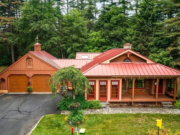 7 Hawthorne Dr, Southampton, MA 01073