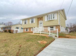 500 Winton Ave, Glen Burnie, MD 21061