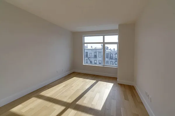 Rented by MNS | media 24