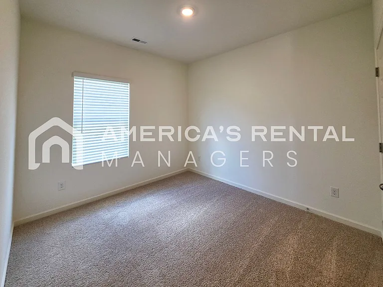 336 Ashland Dr — Photo 13