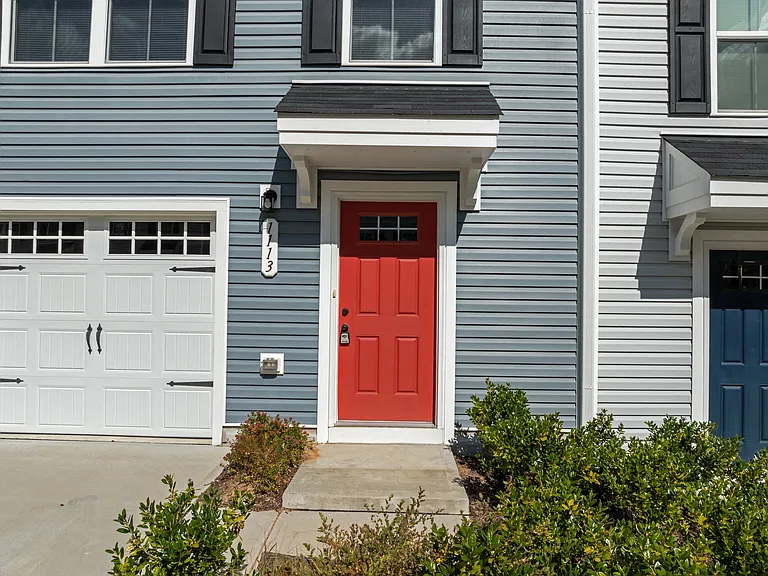 1113 Pale Moss Dr — Photo 2