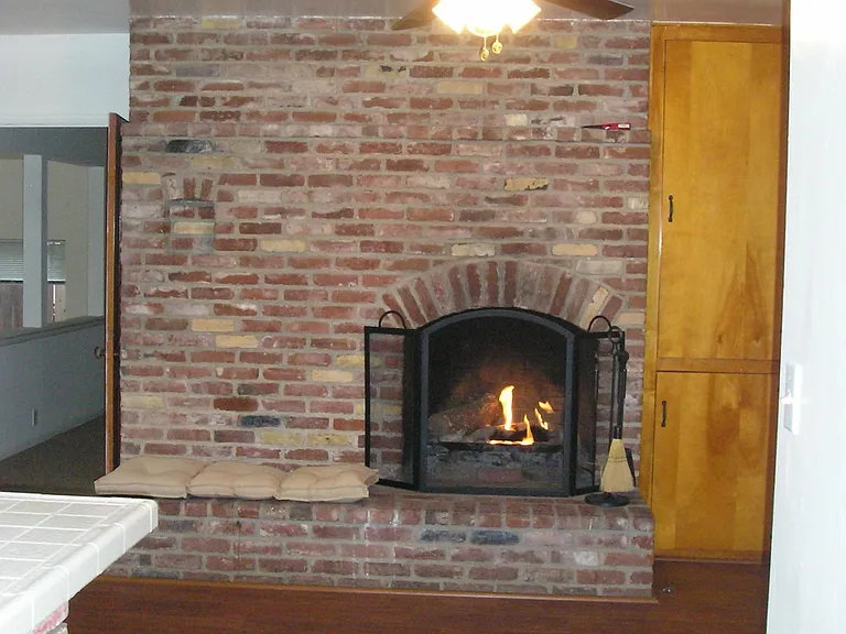 8538 Lorain Rd — Photo 7