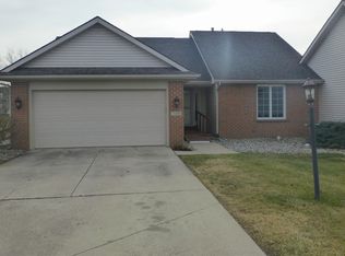 7519 Tattersholl Cir, Fort Wayne, IN 46804