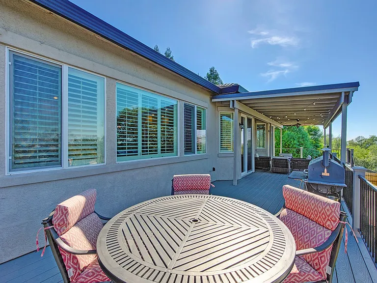 7029 Pembroke Way — Photo 97