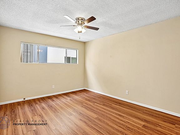 3rd image of 2521 Mathews Ave APT E