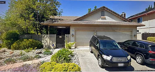 200 Larkspur Dr Photo 1