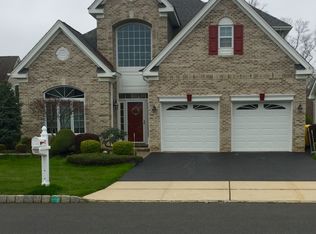 2 Bay Hill Rd, Lakewood, NJ 08701