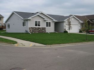 2 Marble Cir, Madison, WI 53719