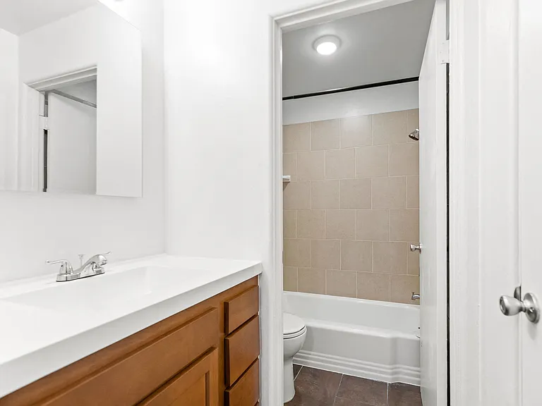 1671 Cook St — Photo 7