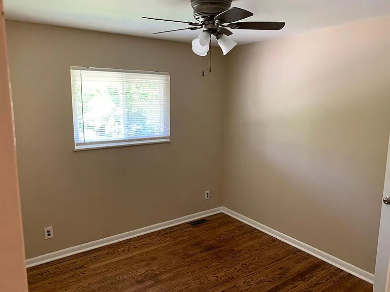 8680 Pippin Rd — Photo 6