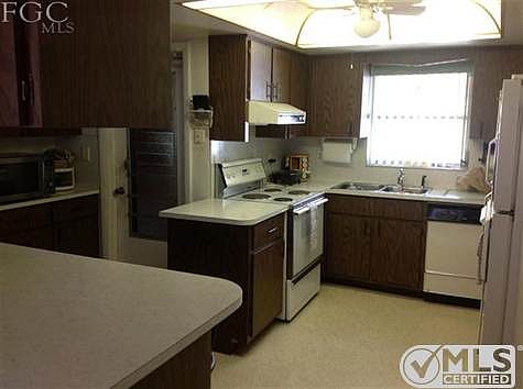 3rd image of 1358 Sunrise Dr