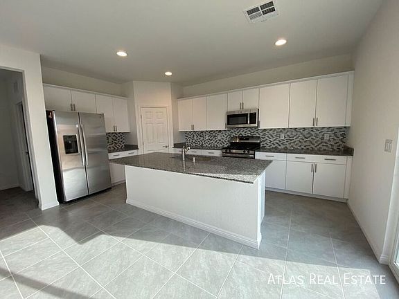 4th image of 4051 N Atoll Reefs St