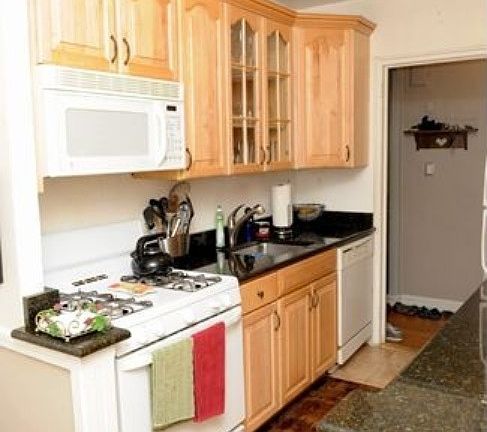 Kitchen (from breakfast nook/EIK)