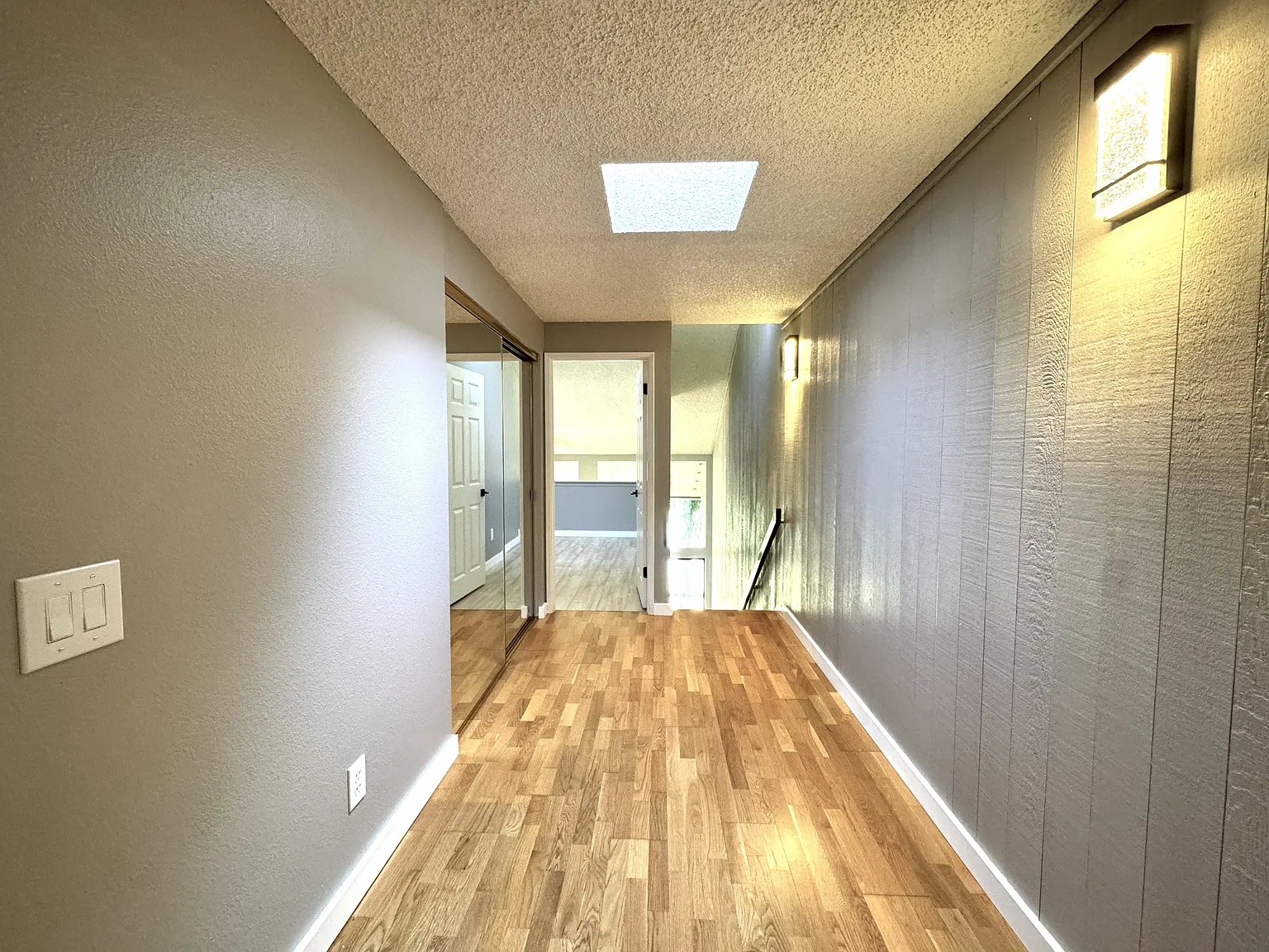 2 bed, 1.5 bath, 1114 sqft, $2,600 — Photo 2