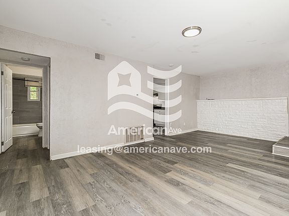 4-Living Room