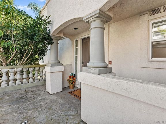 3rd image of 2842 Torrey Pines Rd