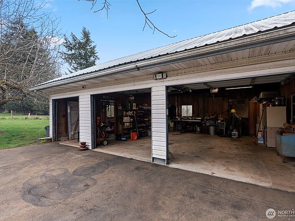 4th image of 251 Chandler Road