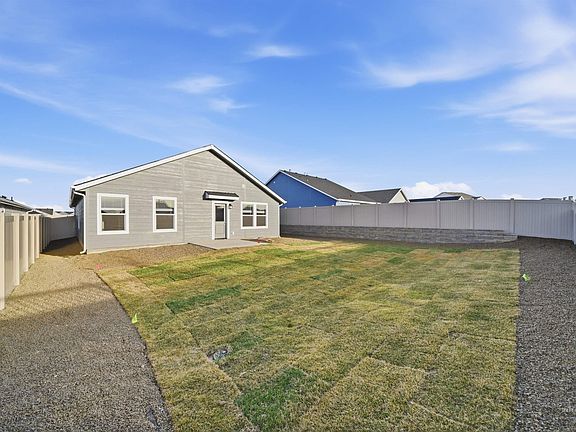 5th image of 18423 N Sparkleberry Ave