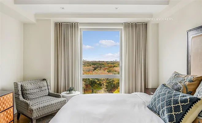 Rented by Engel & Völkers New York City | media 23