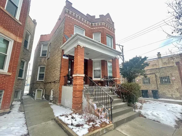 4014 W Cornelia Ave, Chicago, IL 60641