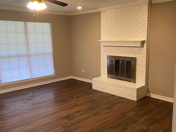 2nd image of 107 Wildwood Ln