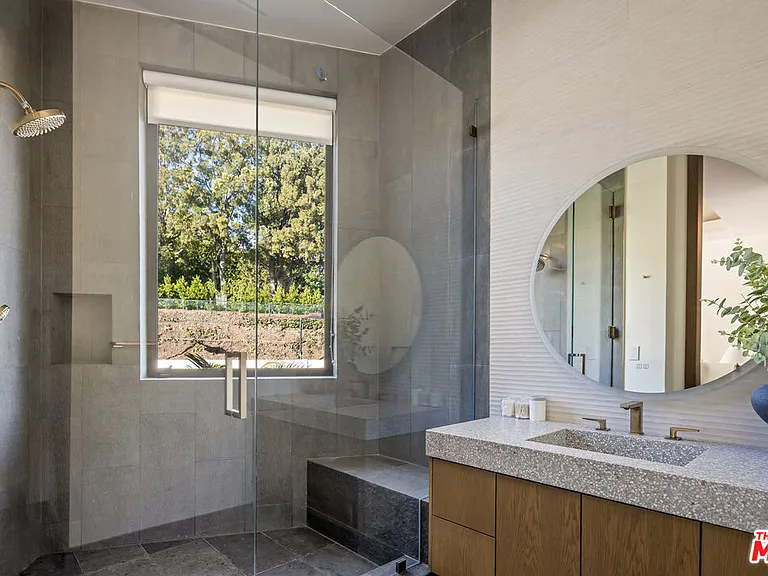 1625 Summitridge Dr — Photo 27